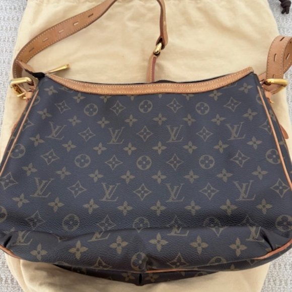 Louis Vuitton Tulum GM Monogram - Picture 6 of 12